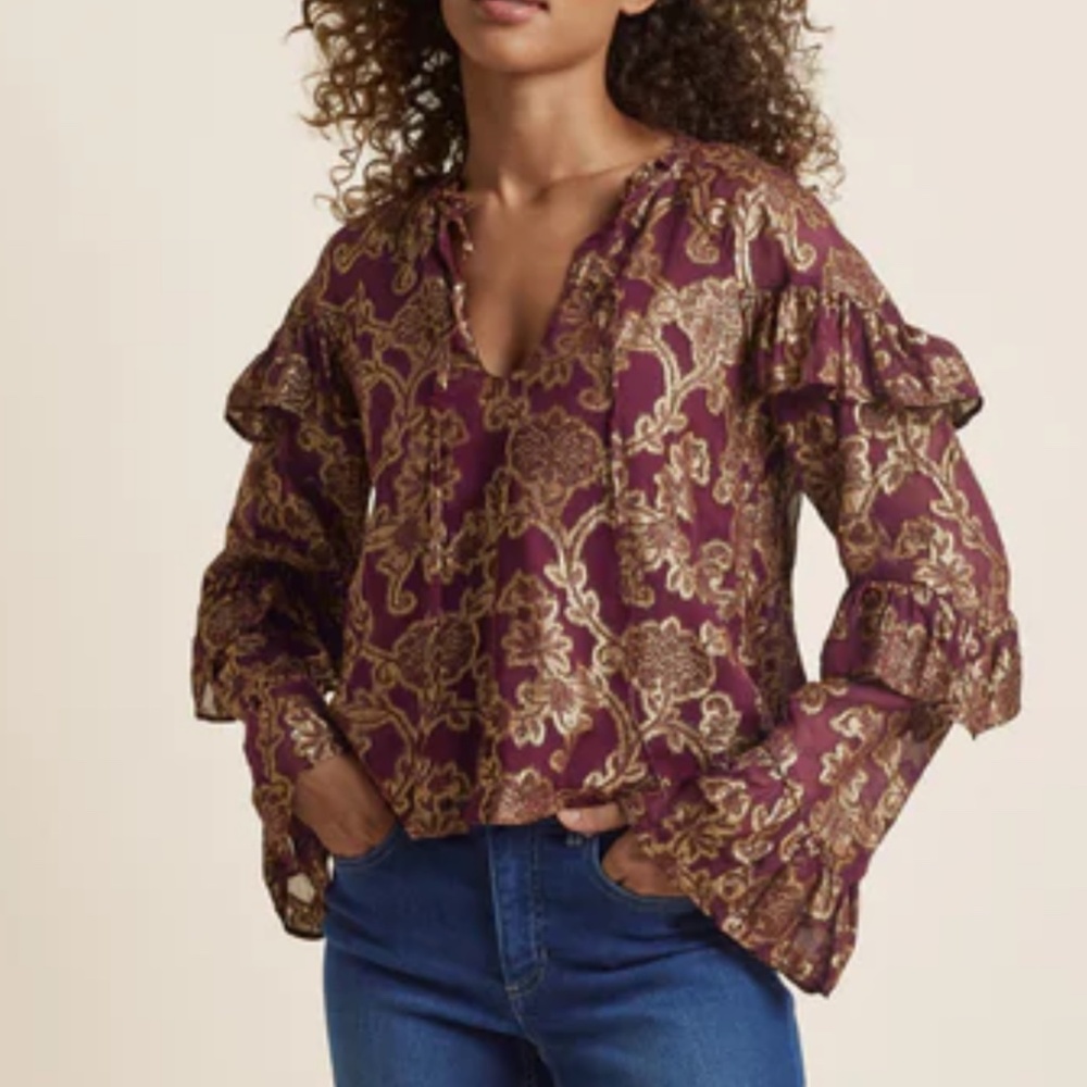 SHIMMER Tiered Sleeve top!  NWT!  wine color - Beautiful for the holidays!!